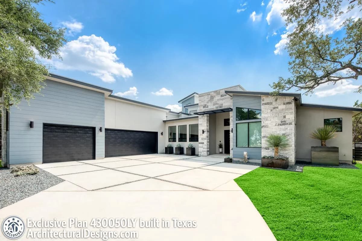 Modern Hill Country House Plan with Open Air Upstairs Balcony, photo 1 of 4