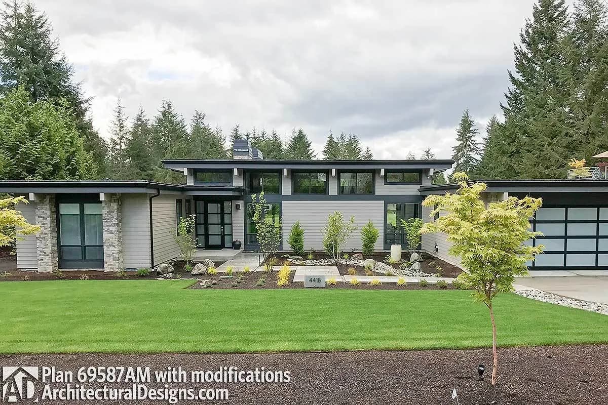 Modern House Plan with Front To Back Living, photo 1 of 5
