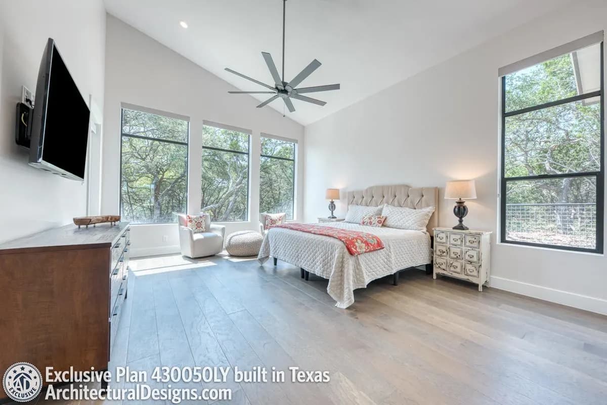 Modern Hill Country House Plan with Open Air Upstairs Balcony, photo 3 of 4